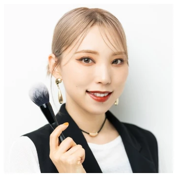 メイクアップアーティスト